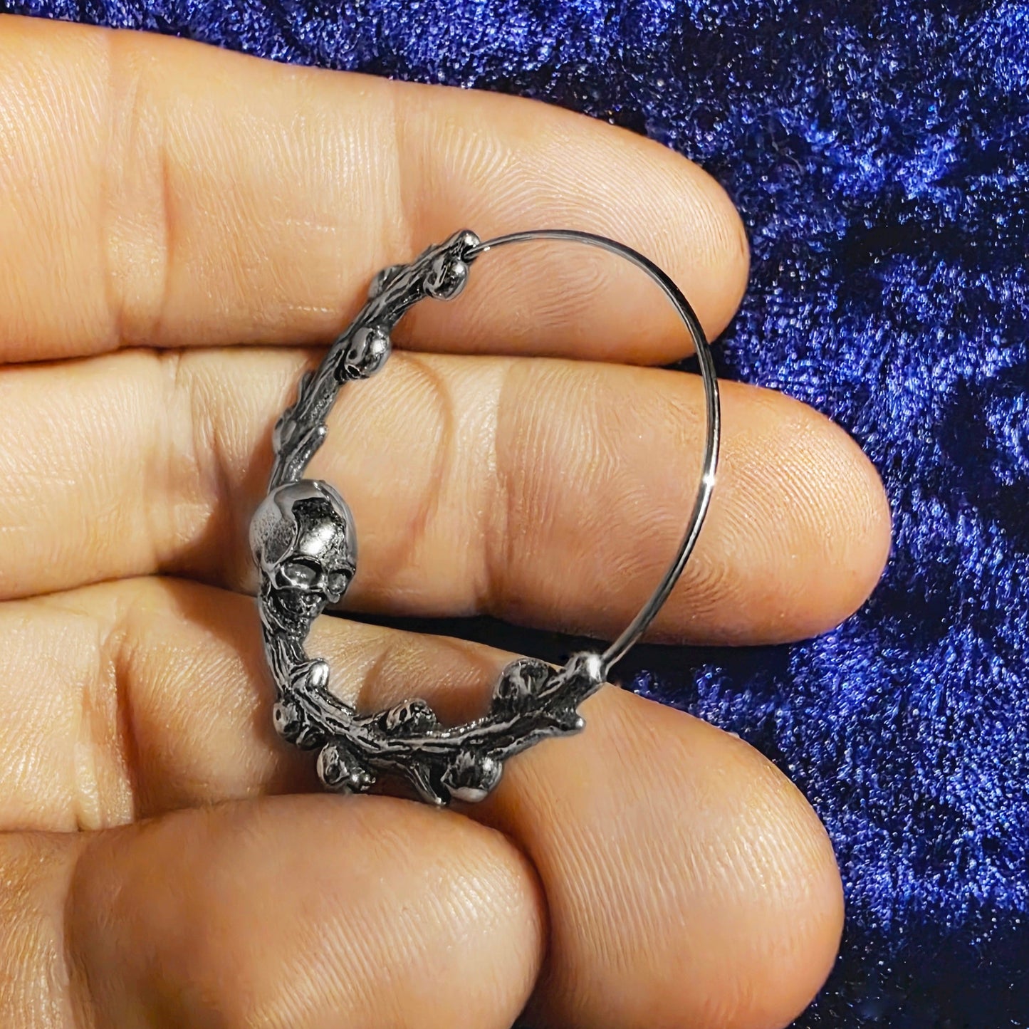 Skull Vine 28mm Hoop Earring Pair