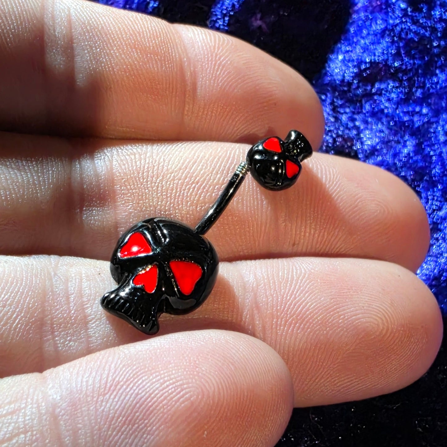 Punk Black & Red Skull Belly Bar 14G