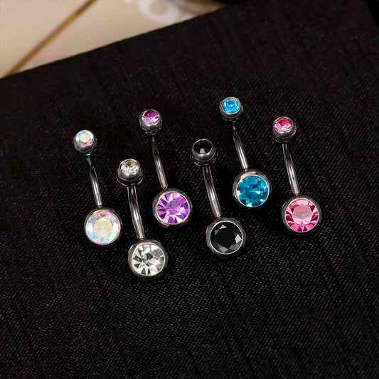 Bauchnabelpiercing aus Titan G23 mit Kristallen
