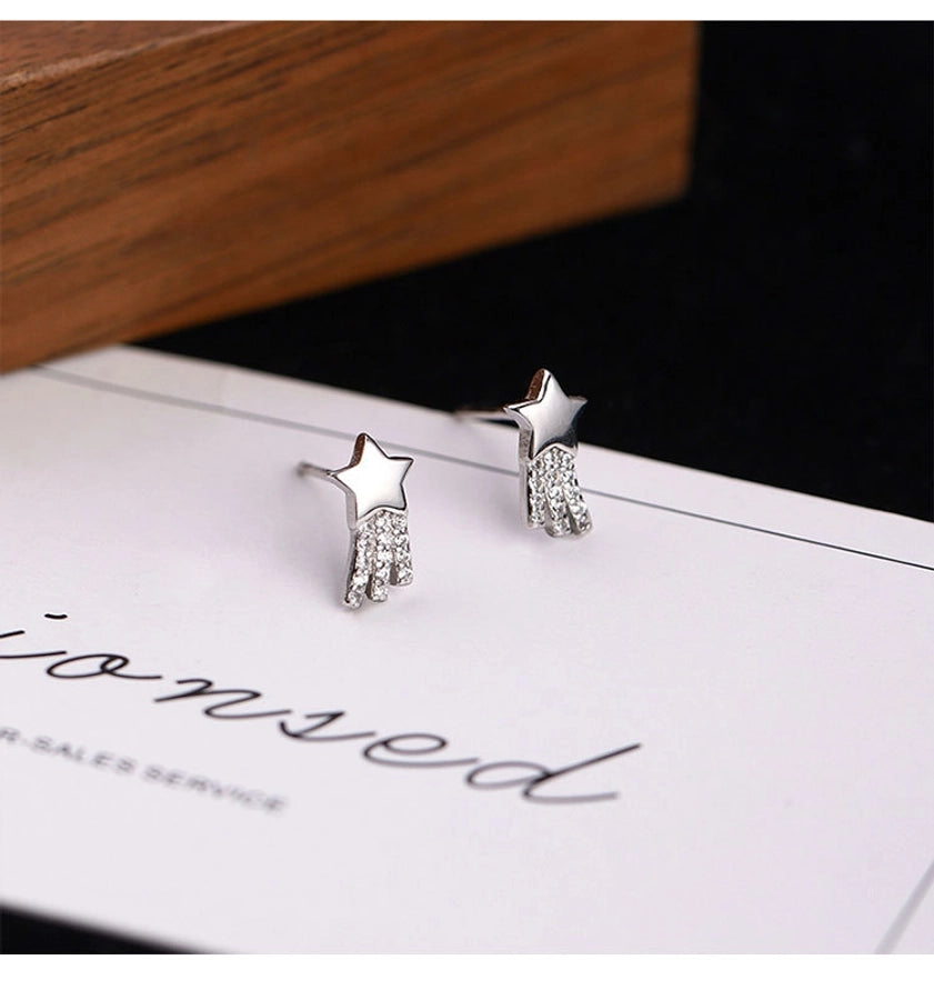 Clous d'oreilles en argent sterling avec incrustation de zircons et de placage d'étoile filante