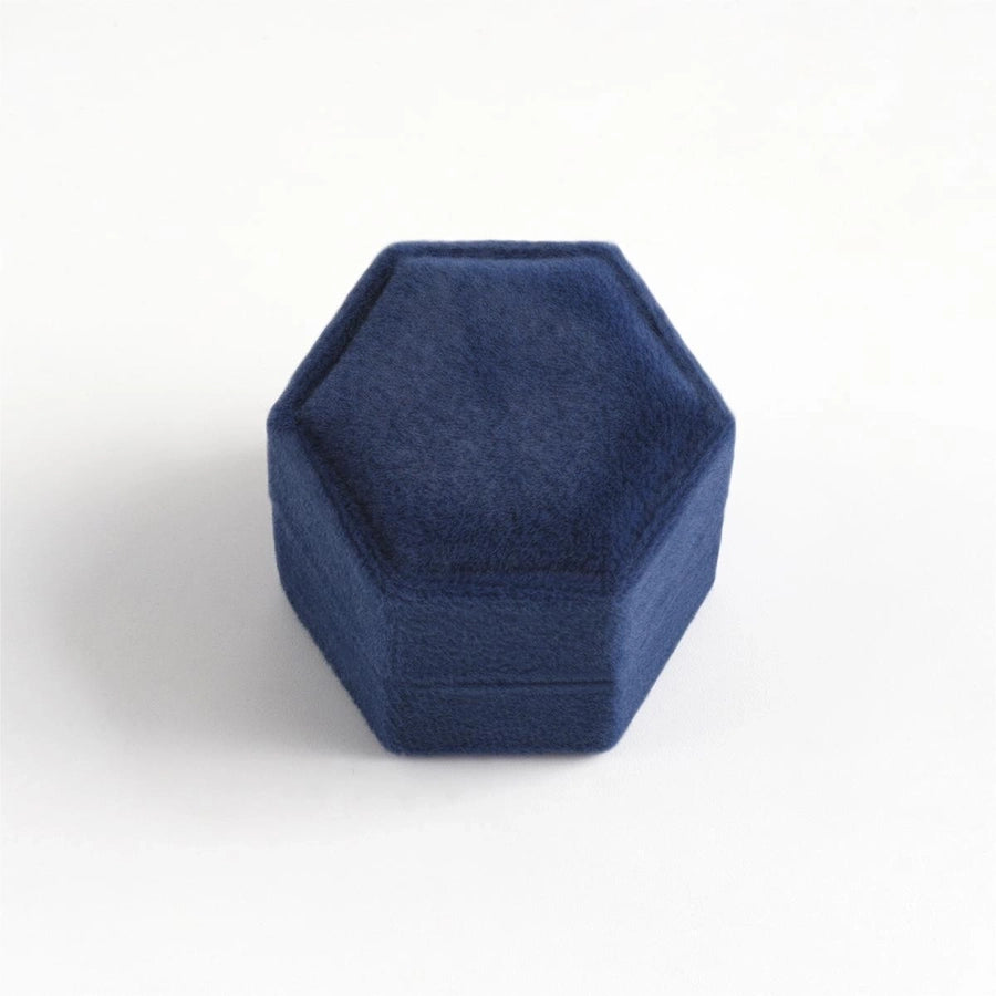 Coffret à bagues hexagonal classique en velours de style simple
