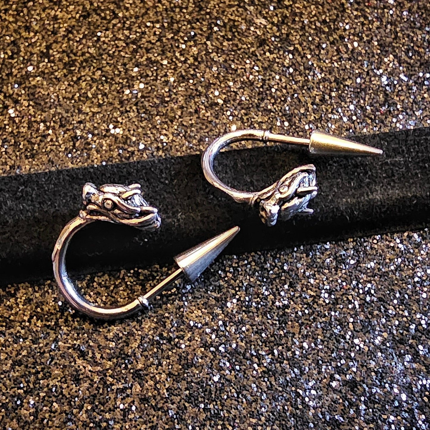 Dragon Curved Lip Bar - Pretty Savage Jewellery