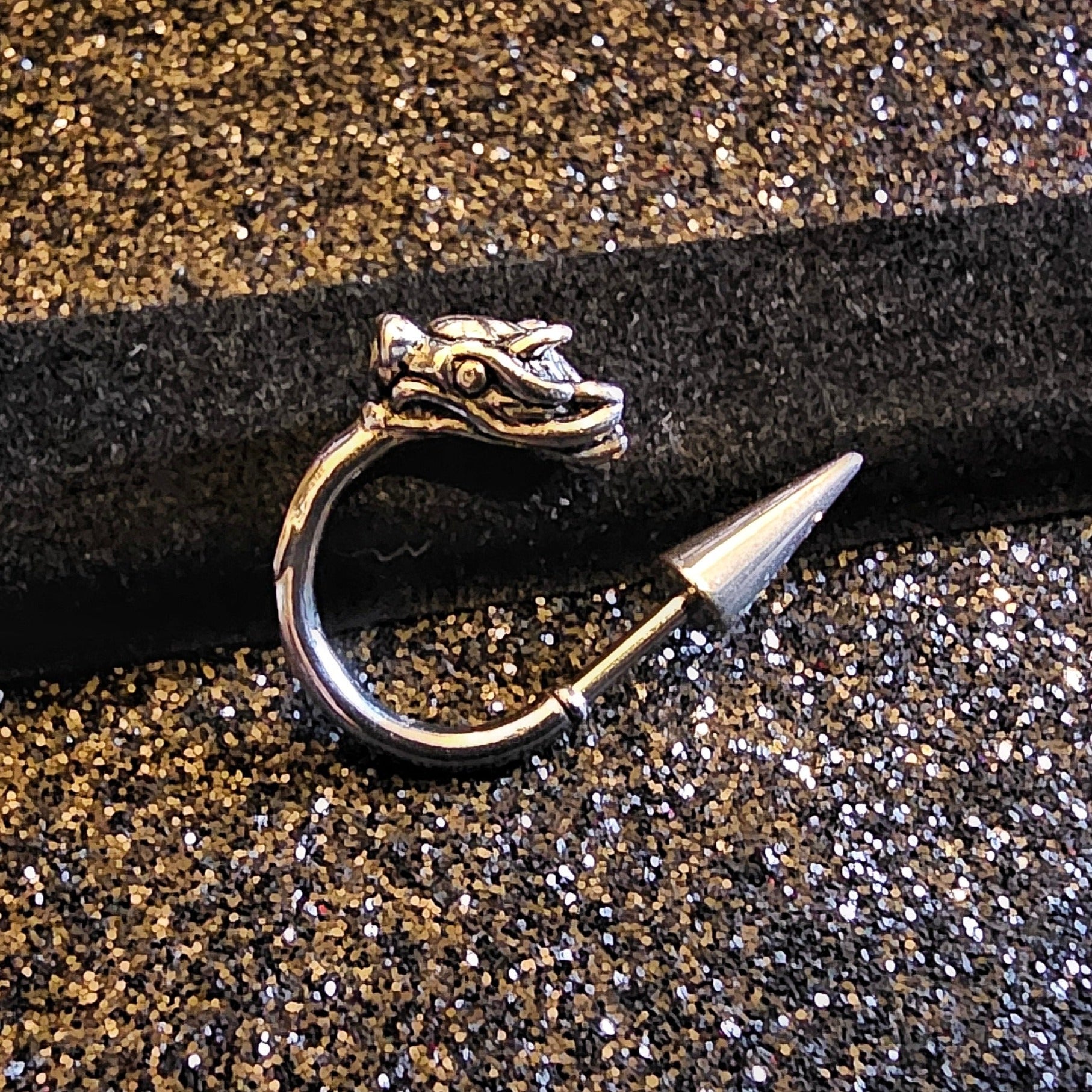 Dragon Curved Lip Bar - Pretty Savage Jewellery