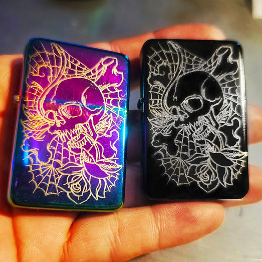 Skull & Webs Flip Lighter