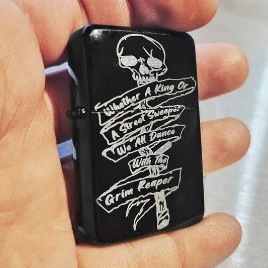 Memento Mori Design Flip Lighter