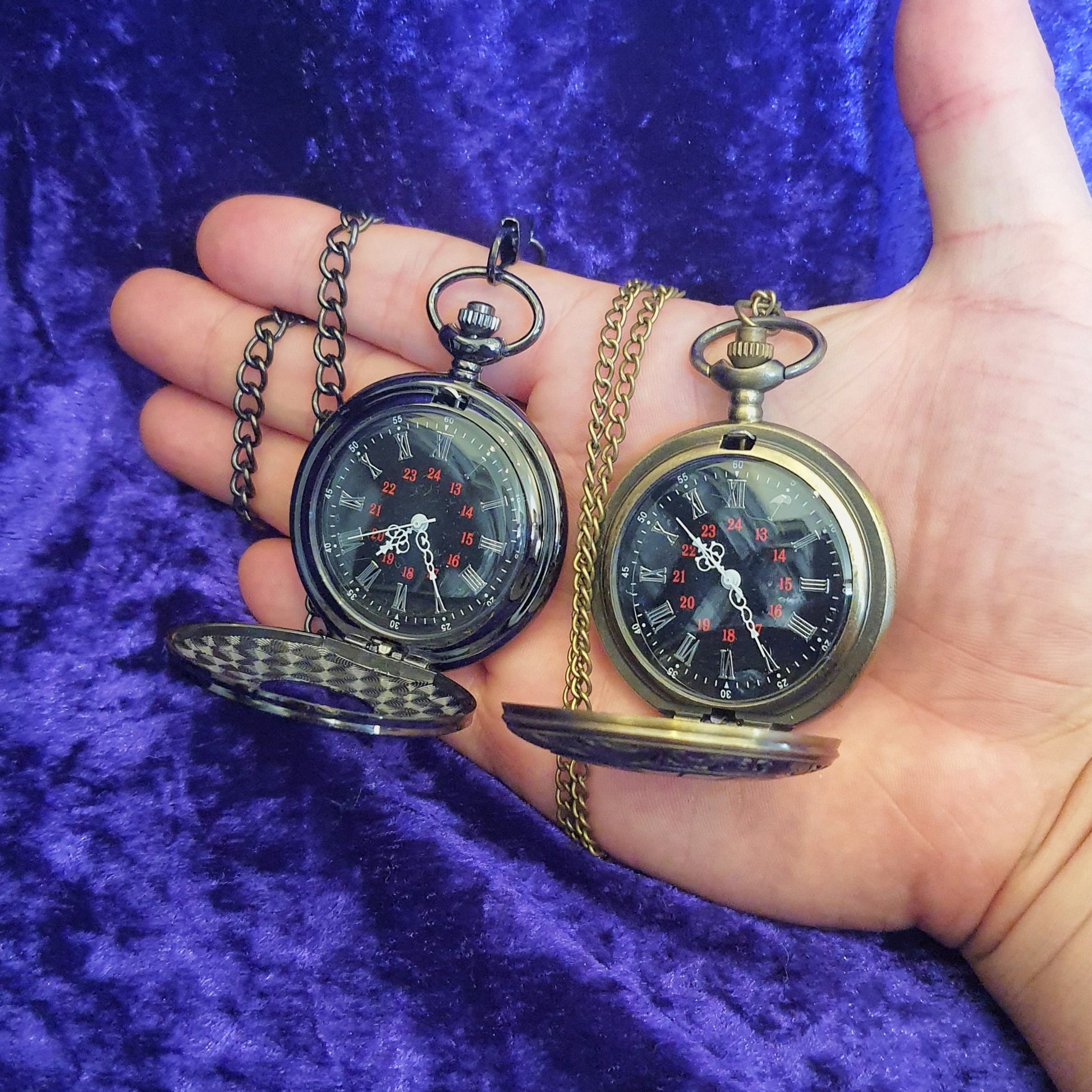 Roman Numerals Quartz Pocket Watch With Chain - Pretty Savage Jewellery