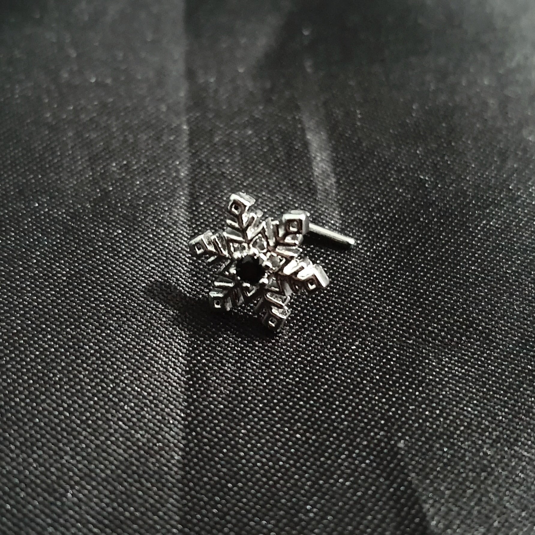 Snowflake on sale nose stud