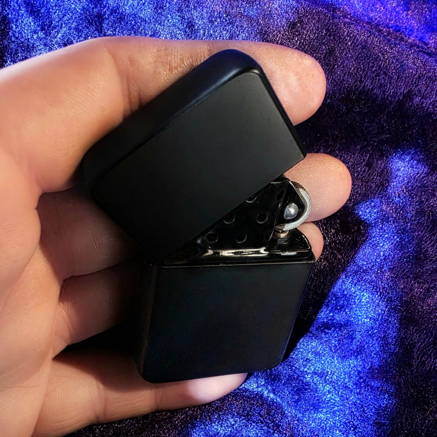 Pure Black Brass Flip Lighter