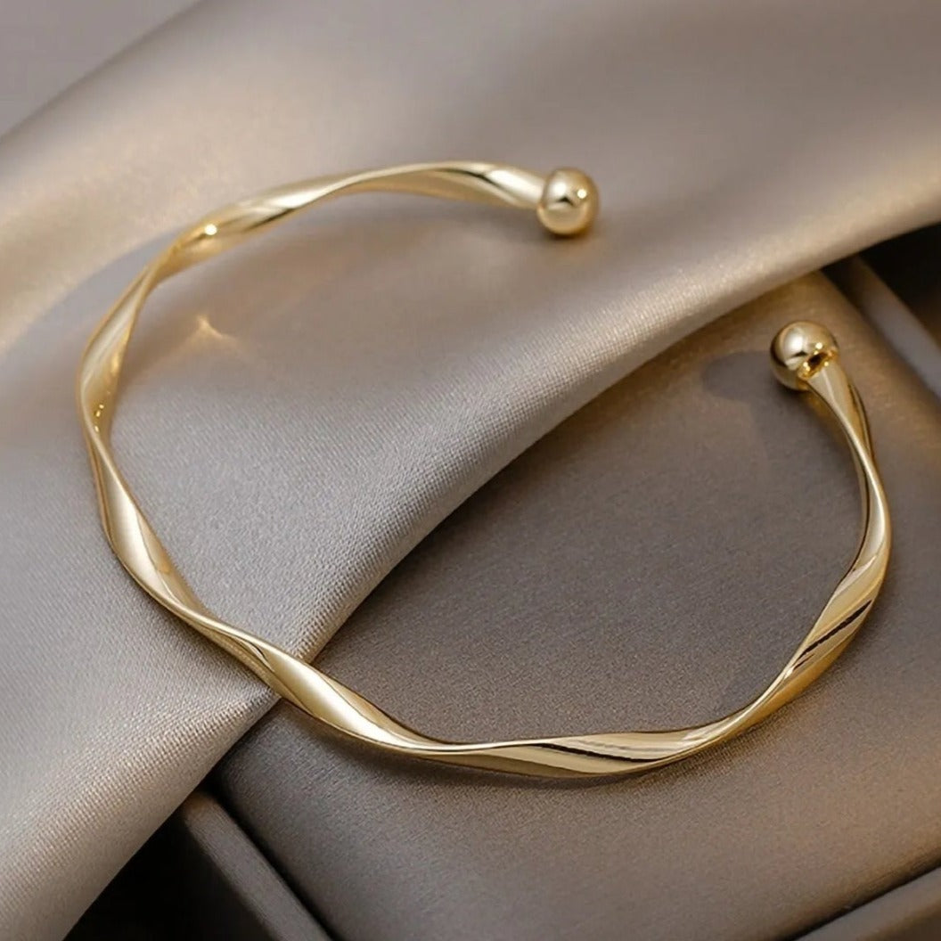 Gold Twisted Bracelet - Pretty Savage Jewellery